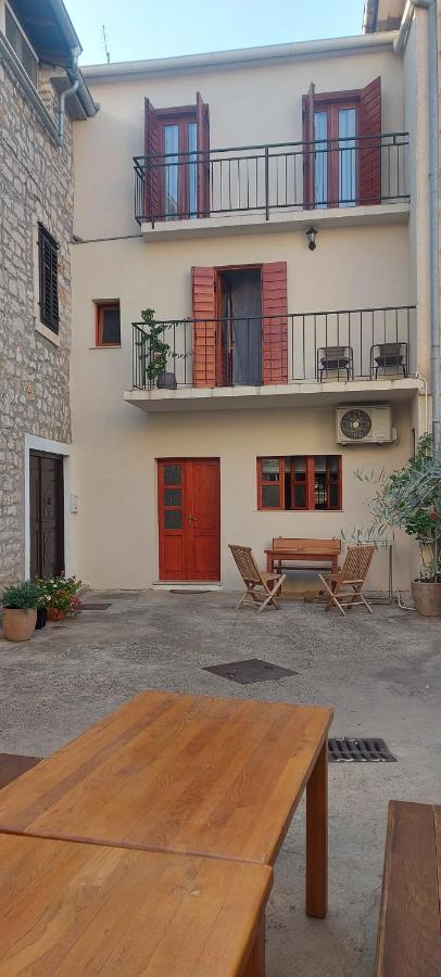 Apartment Ana
