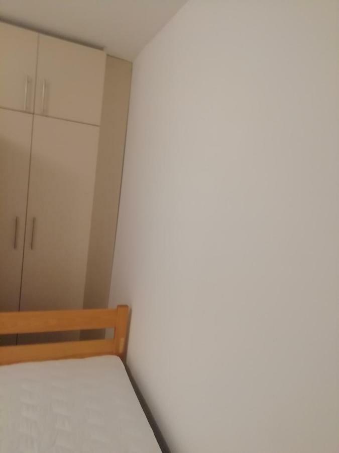 Ana * Sveti Filip i Jakov